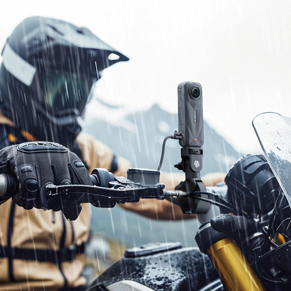 Insta360 X5 All - Weather USB Charging Cover