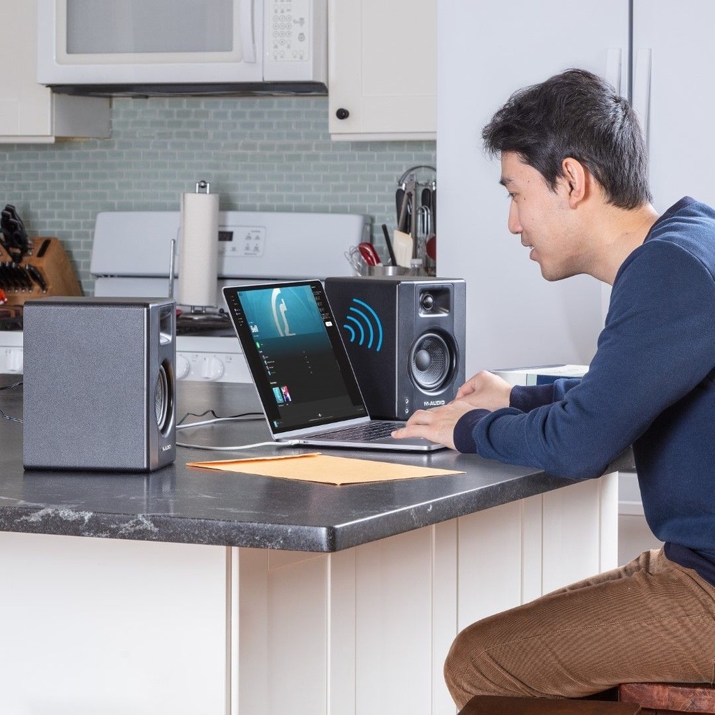 M-Audio BX4 BT - Bluetooth 5.0