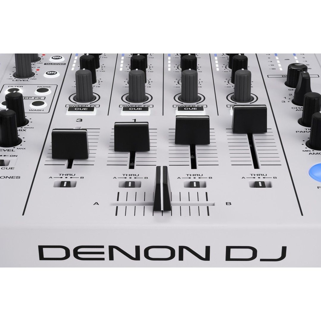 Denon DJ SC Live 4 - Beyaz