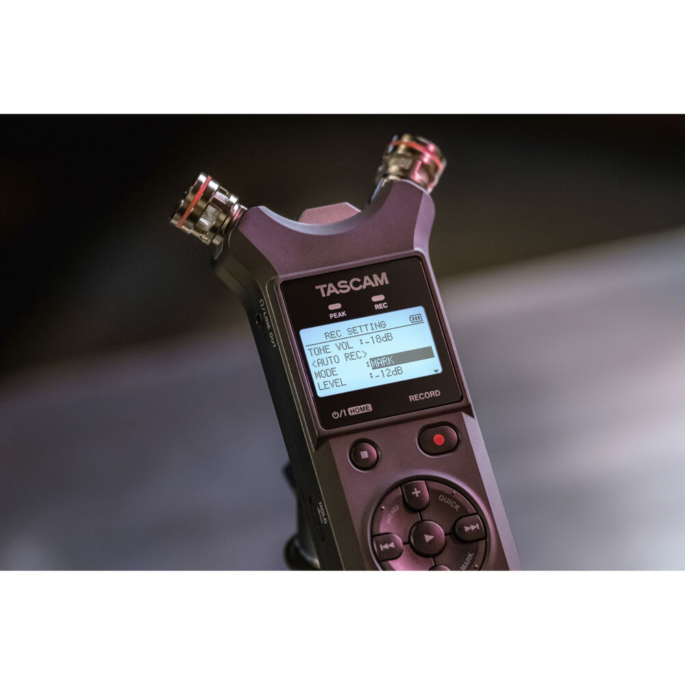 Tascam DR-07XP Ayarlanabilir Mikrofonlu Stereo El Tipi Ses Kayıt Cihazı & USB Ses Arayüzü