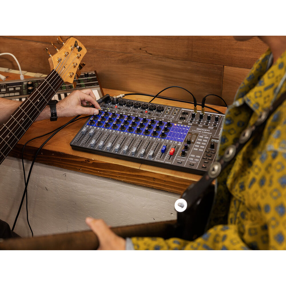 Zoom LiveTrak L12next Dijital Mikser & Multi-Track Recorder