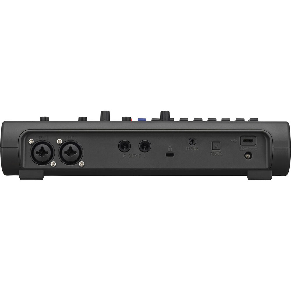 Zoom R12 MultiTrak Recorder (Touchscreen)