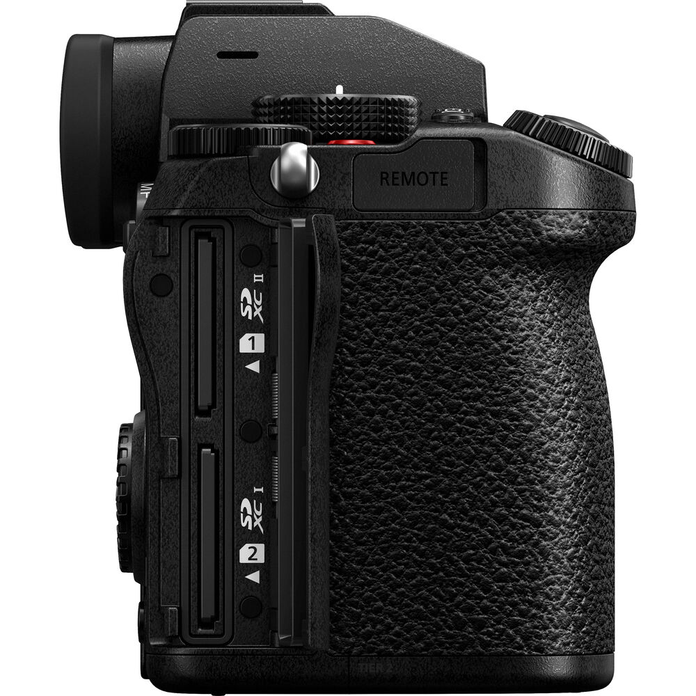 Panasonic Lumix S5 Body (Full Frame Aynasız Kamera)