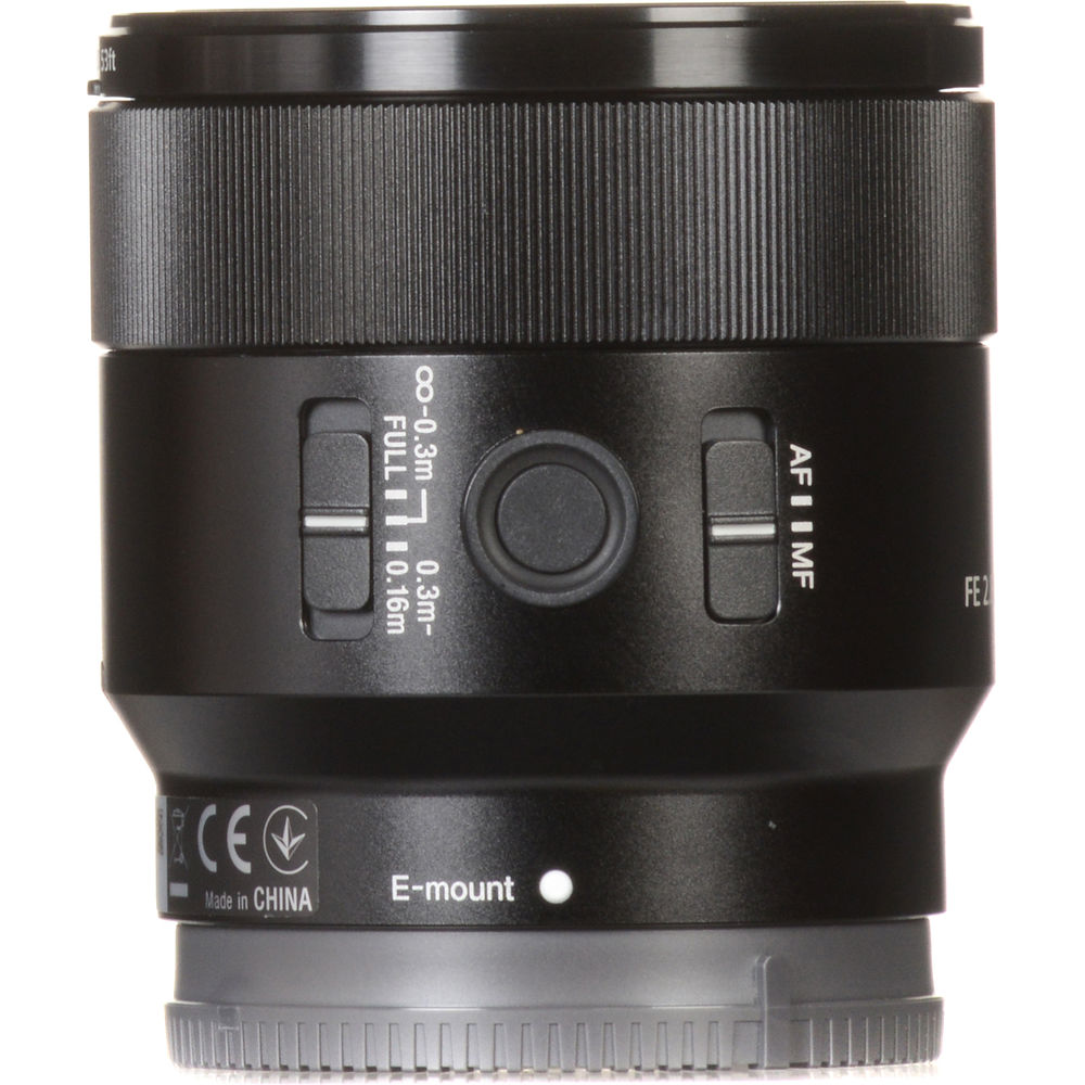 Sony FE 50mm f/2.8 Macro Lens